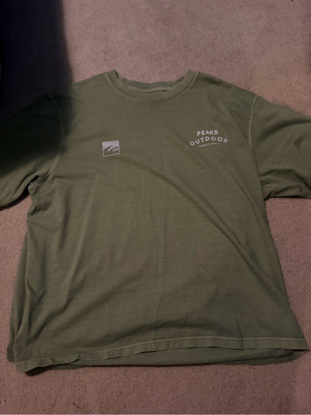 Old Navy Olive Green Peaks Outdoor Short Sleeve Tee
